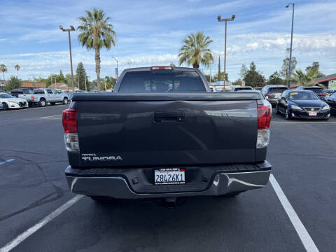2013 Toyota Tundra Grade