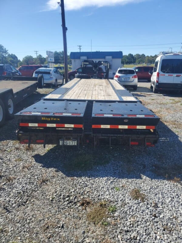 2021 Big Tex Trailer 14GN-25bk+5mr