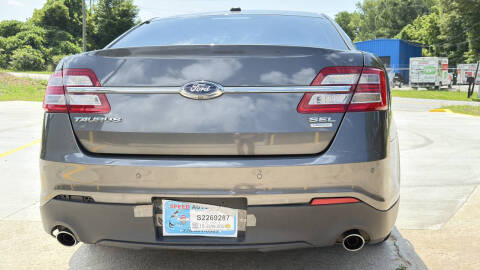 2015 Ford Taurus SEL