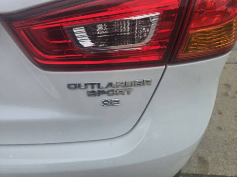 2016 Mitsubishi Outlander Sport 2.4 SE