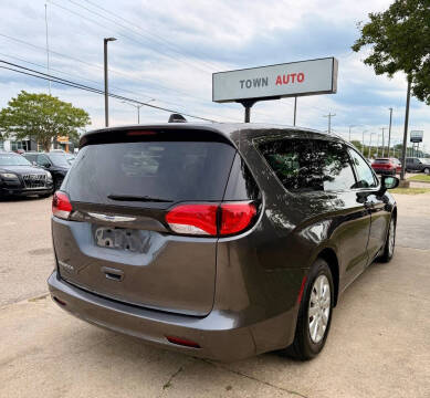 2019 Chrysler Pacifica L