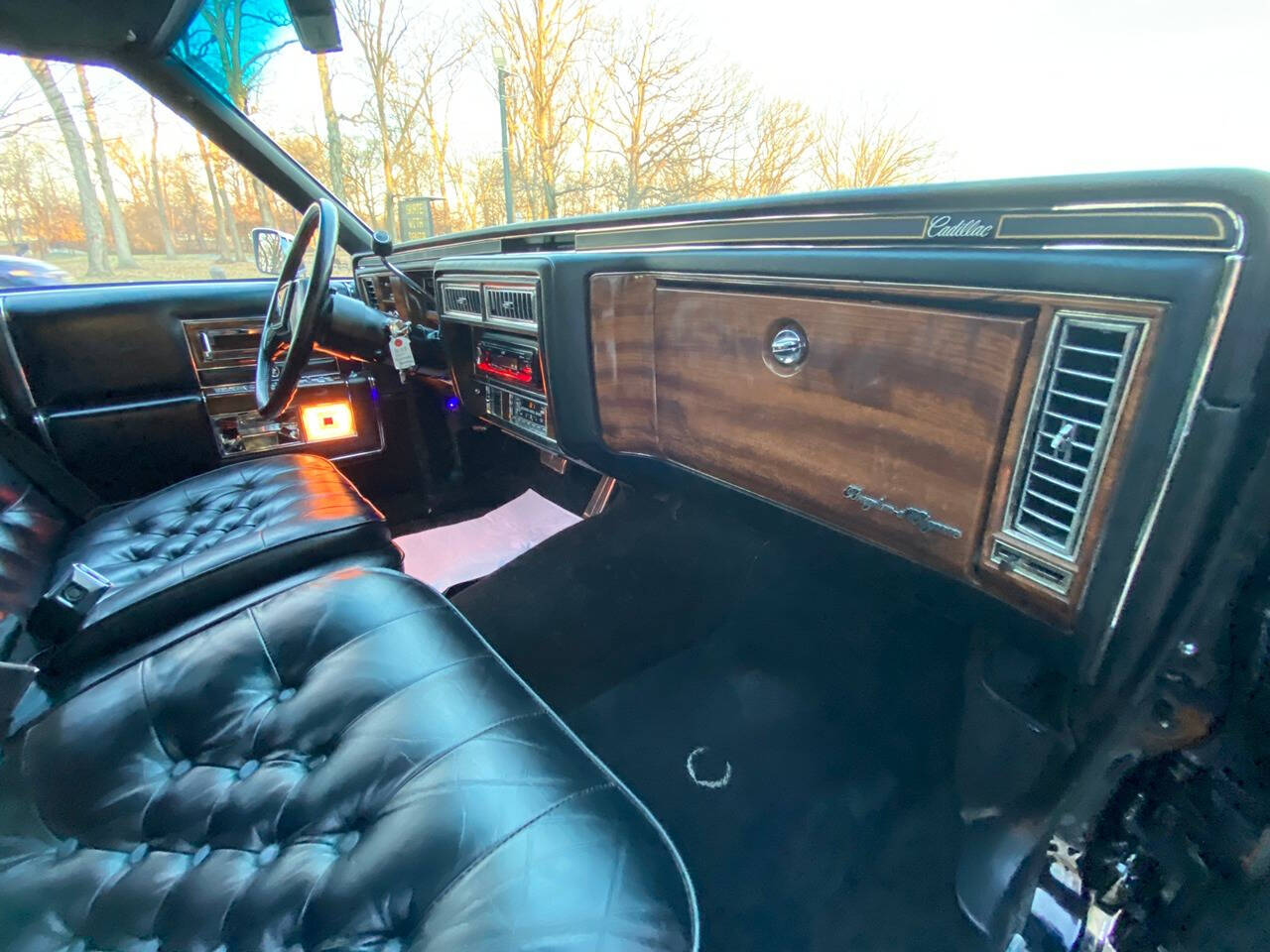 1987 Cadillac Fleetwood for sale at Vintage Motors USA in Roselle, NJ