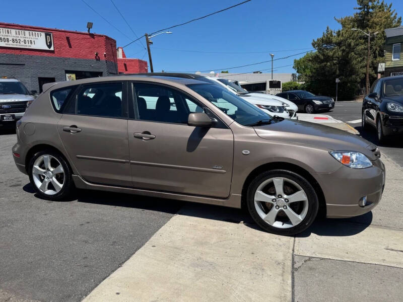 2005 Mazda MAZDA3 s