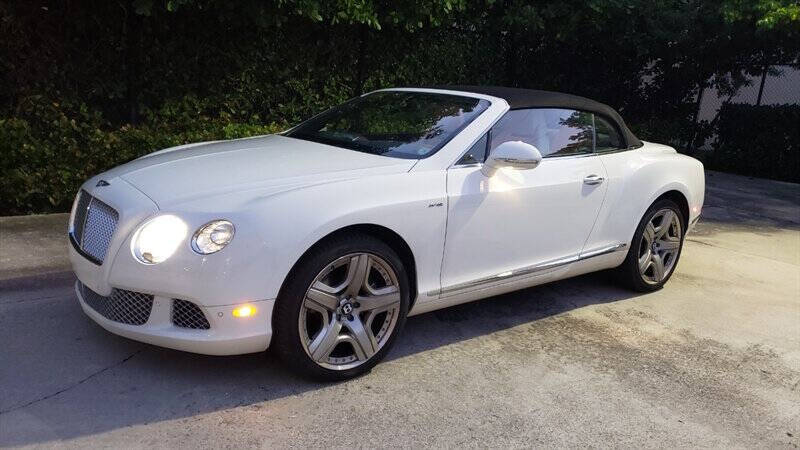 2015 Bentley Continental GT Base photo 28