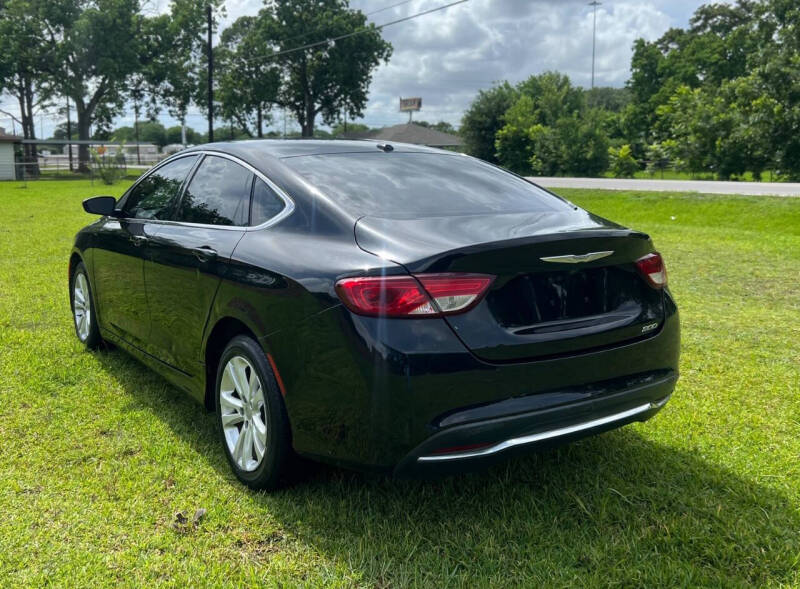 2016 Chrysler 200 Limited