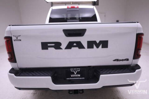 2026 RAM 2500 Black Express