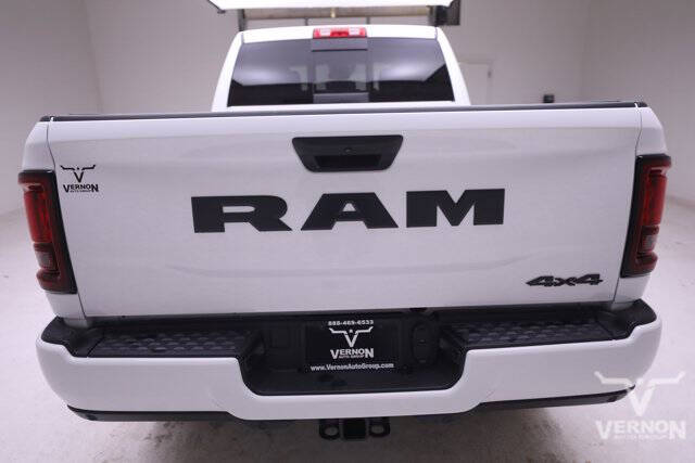 2026 RAM 2500 Black Express