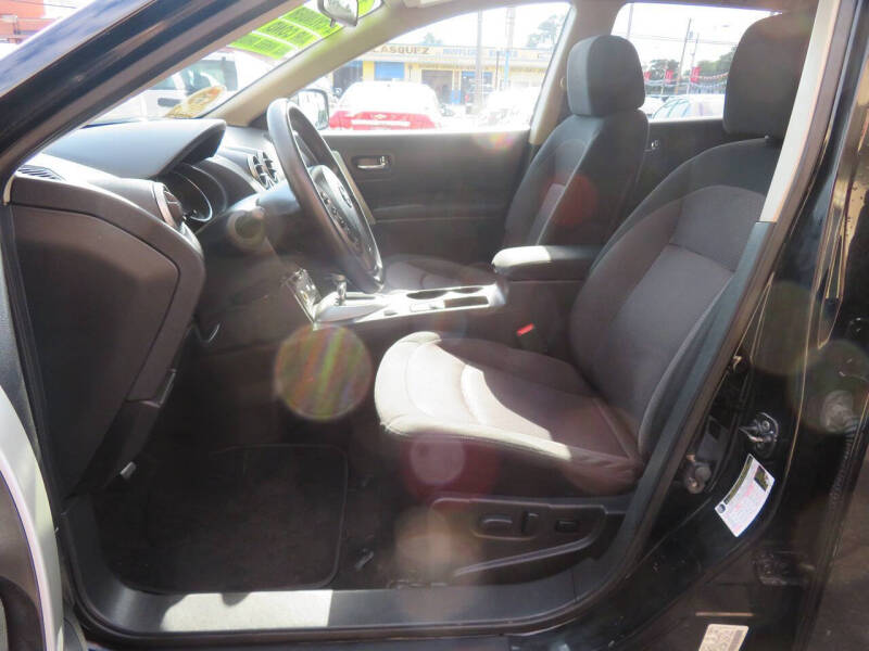 2013 Nissan Rogue SV