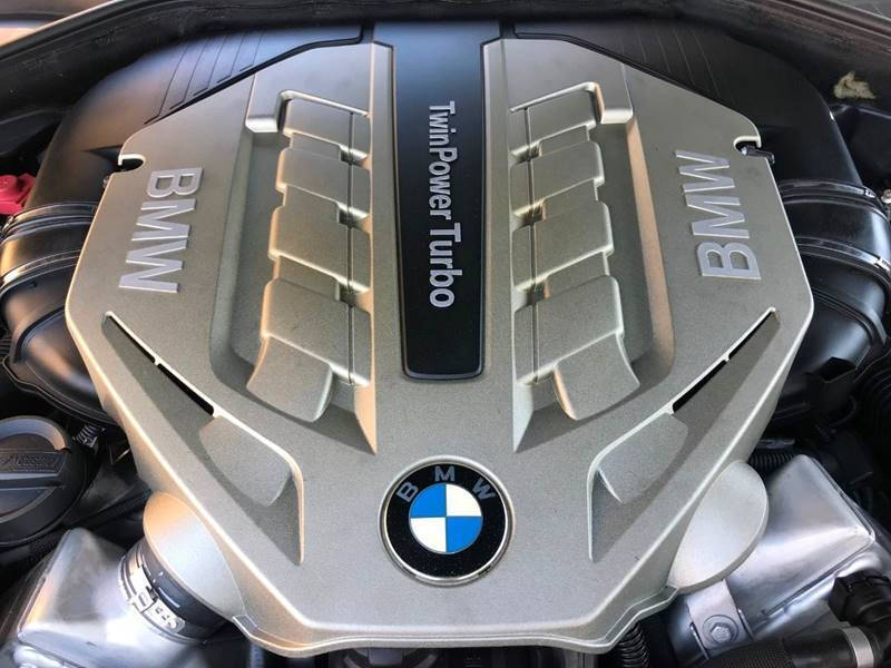 2011 BMW 7 Series 750Li xDrive