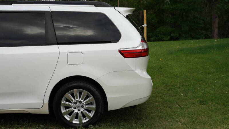 2015 Toyota Sienna