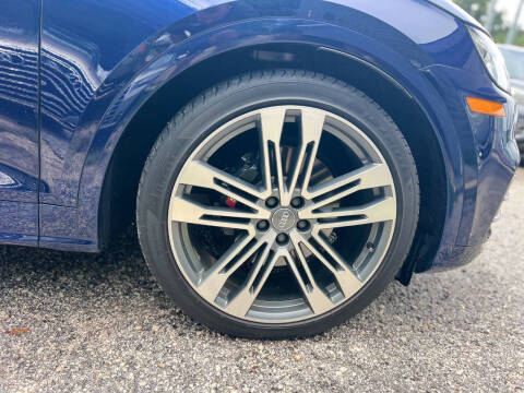 2018 Audi SQ5 3.0T quattro Premium Plus