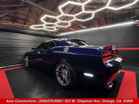 2014 Dodge Challenger SRT8