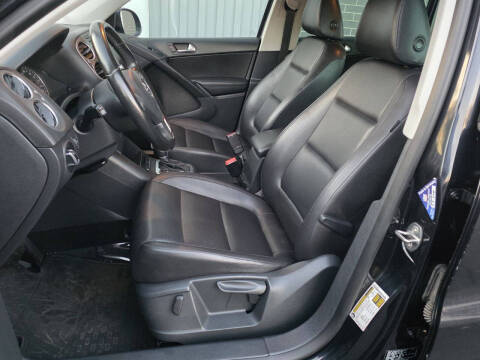 2011 Volkswagen Tiguan SE 4Motion