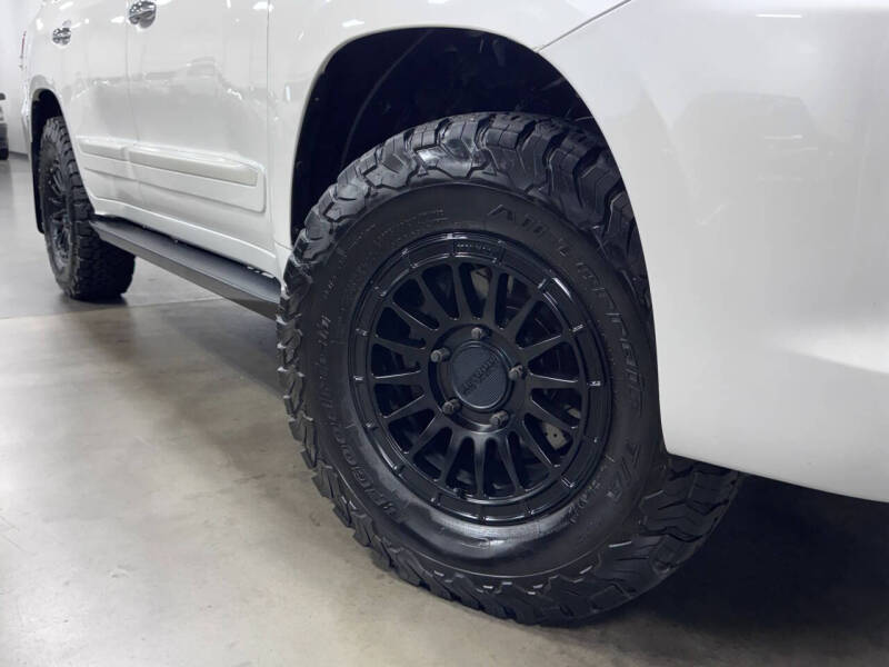 2015 Lexus LX 570