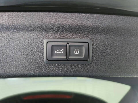 2023 Audi Q3 quattro S line Prem Plus 45 TFSI