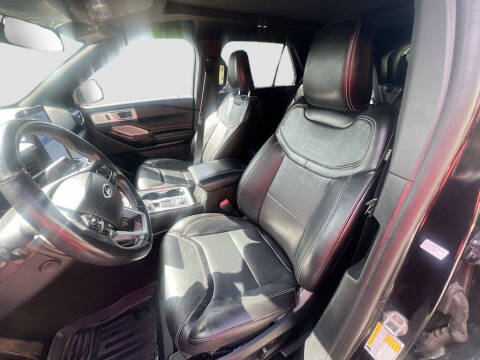 2021 Ford Explorer ST