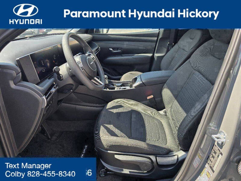 2025 Hyundai Santa Cruz SE