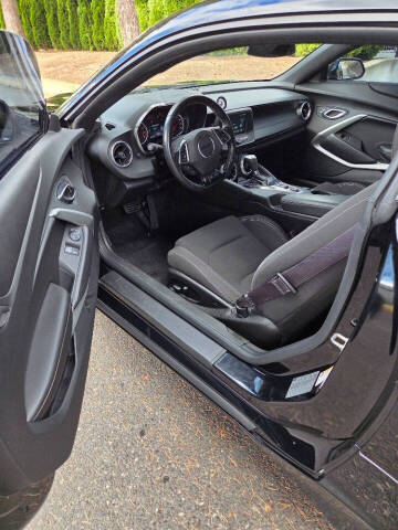 2017 Chevrolet Camaro LT