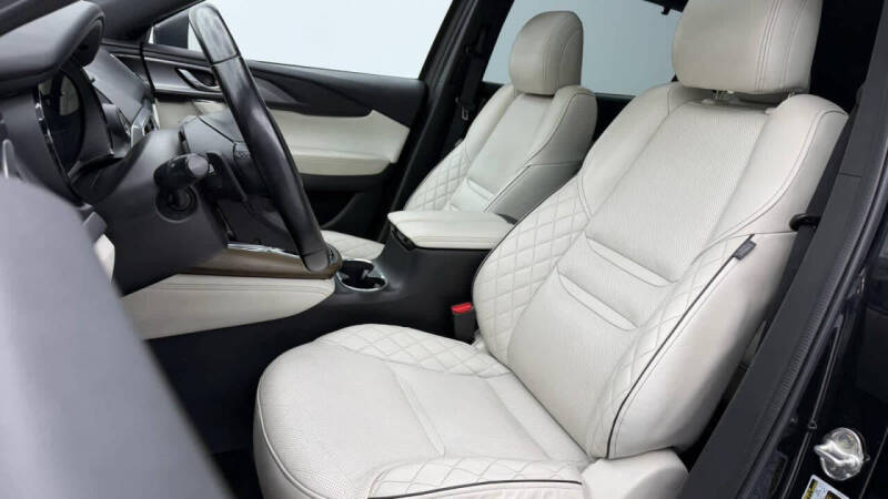 2021 Mazda CX-9 Signature