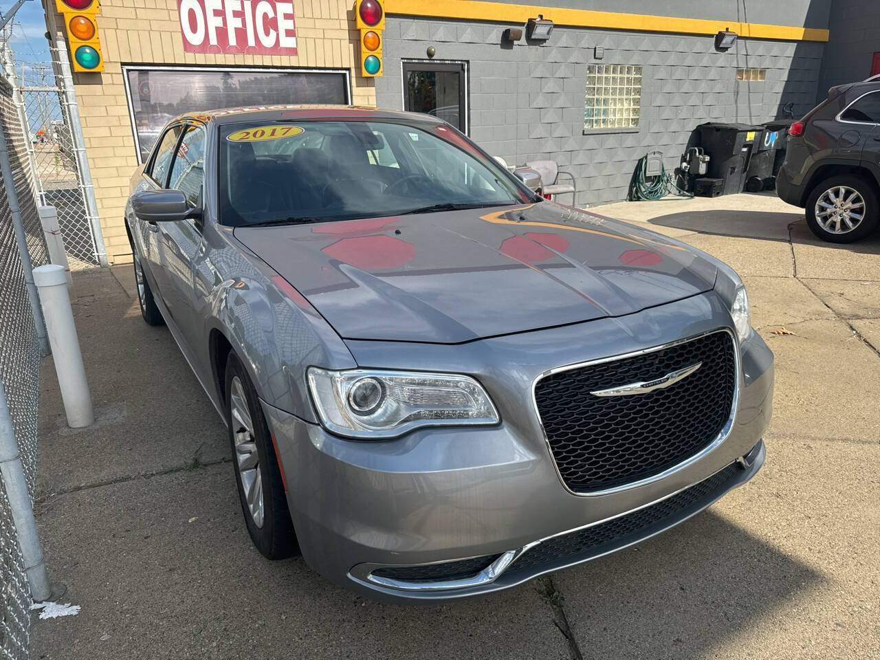 2017 Chrysler 300 for sale at Matthew's Stop & Look Auto Sales in Detroit, MI