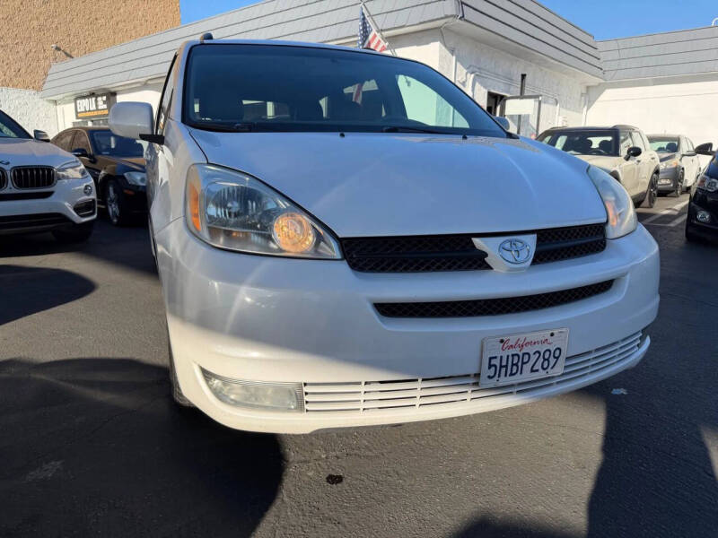 2004 Toyota Sienna