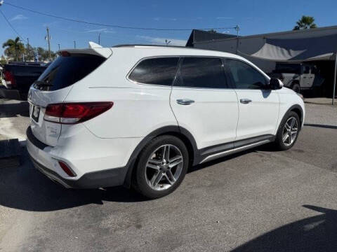 2017 Hyundai Santa Fe SE Ultimate