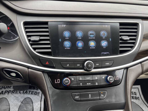 2017 Buick LaCrosse Essence