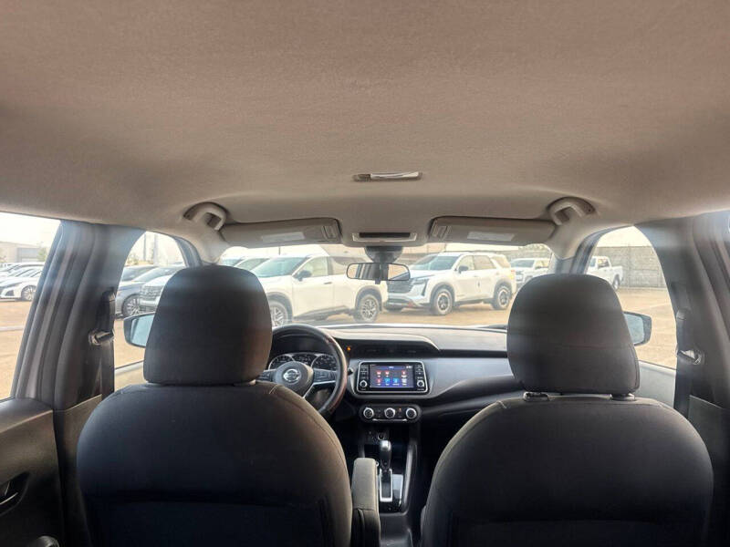 2020 Nissan Kicks S
