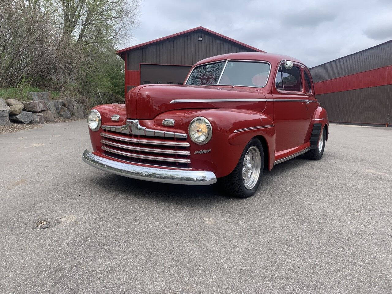 1946 Ford Super Deluxe 1