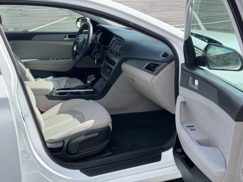 2015 Hyundai Sonata SE
