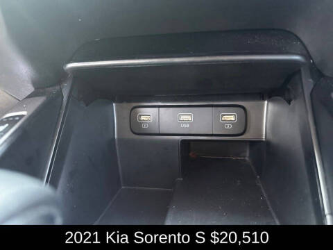 2021 Kia Sorento S