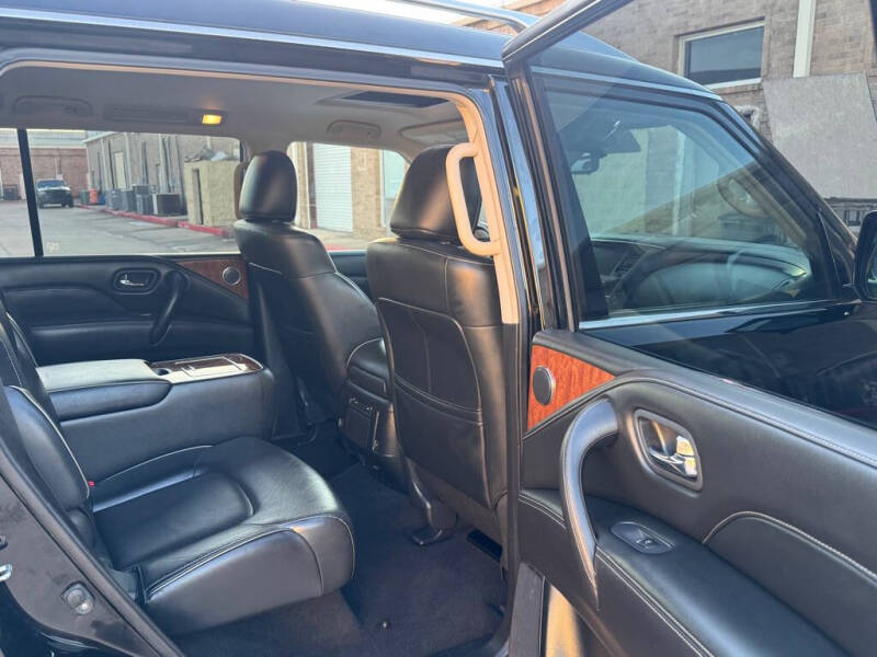 2019 Infiniti QX80 Luxe