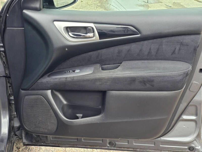 2016 Nissan Pathfinder