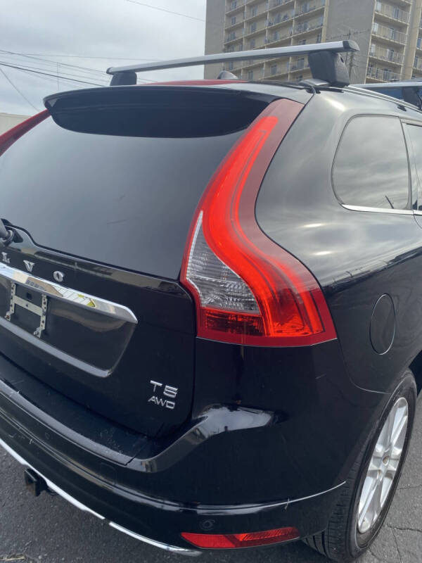 2015 Volvo XC60 T5 Premier