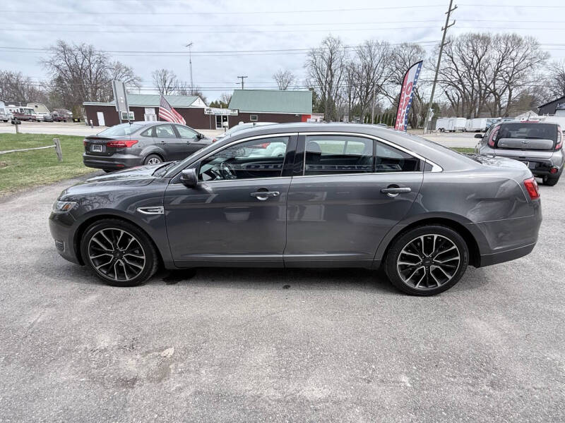 2019 Ford Taurus SEL