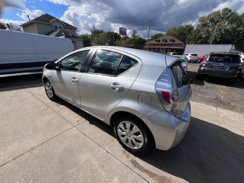 2014 Toyota Prius c