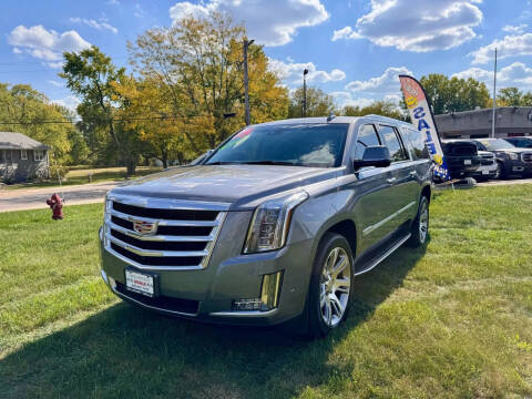 2018 Cadillac Escalade ESV Luxury