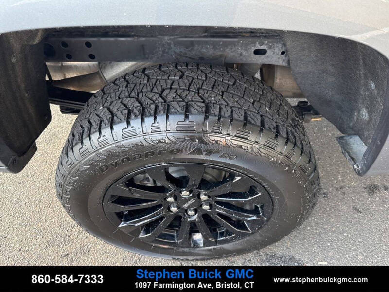 2022 GMC Canyon Elevation Standard