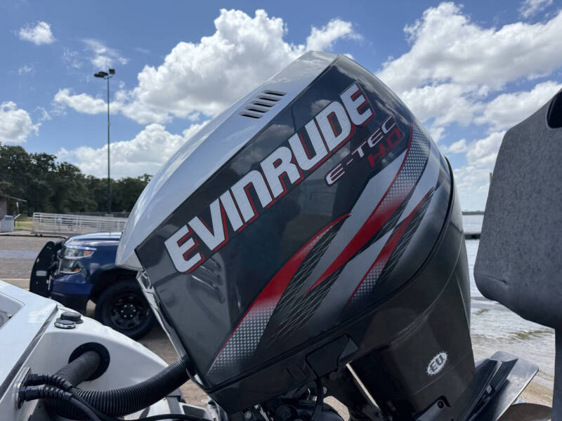 2014 Ranger Z520 Comanche