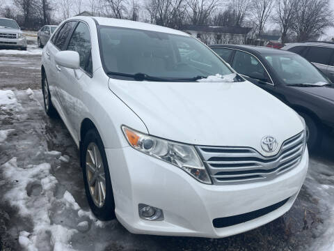 2011 Toyota Venza for sale at HEDGES USED CARS in Carleton MI