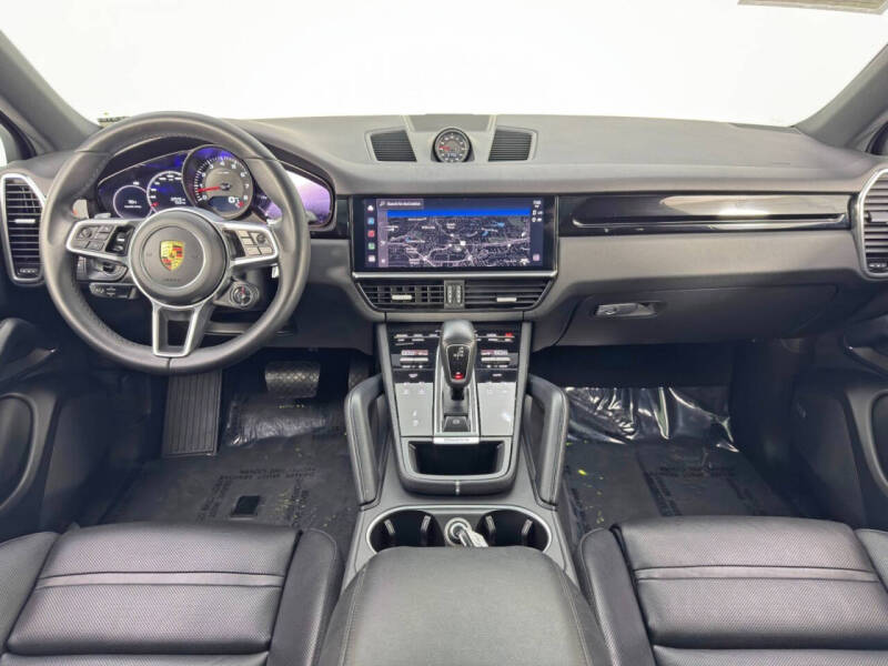 2022 Porsche Cayenne Coupe Platinum Edition