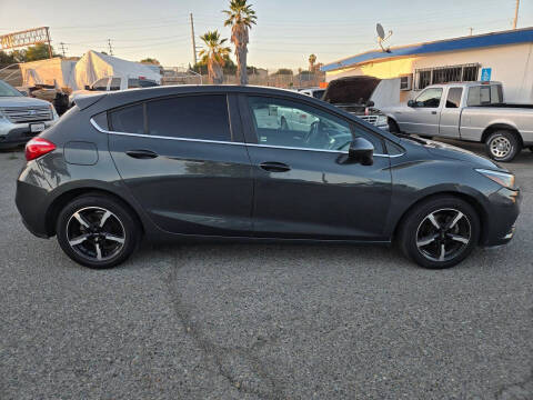 2017 Chevrolet Cruze LT Auto