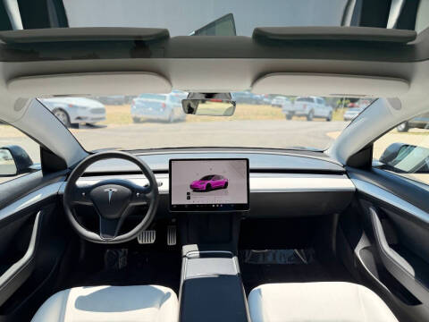 2023 Tesla Model 3 Performance
