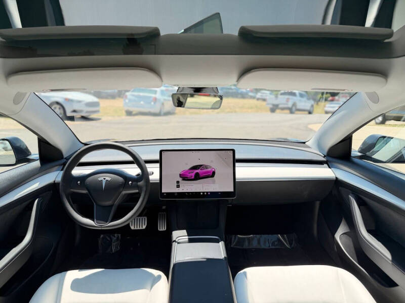 2023 Tesla Model 3 Performance