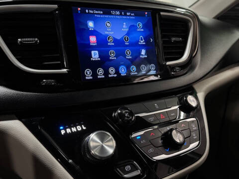 2017 Chrysler Pacifica Touring