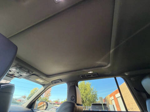 2023 Cadillac Escalade ESV Premium Luxury