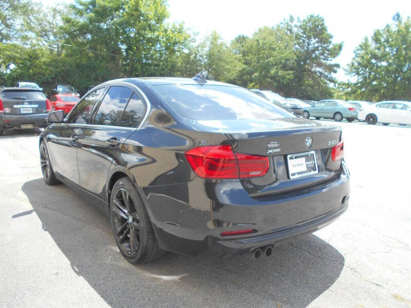 2018 BMW 3 Series 330i xDrive