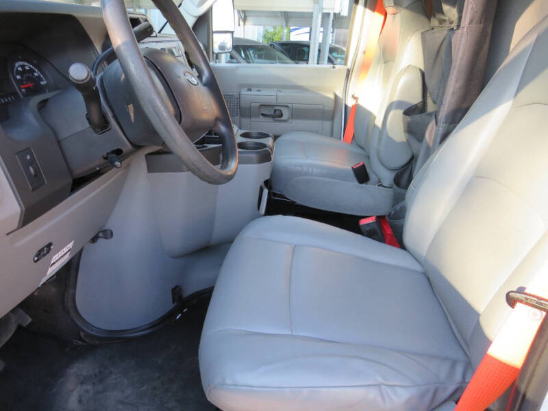 2019 Ford E-Series E-450 SD