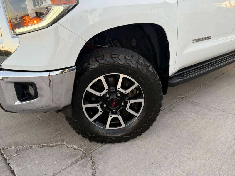 2014 Toyota Tundra SR5