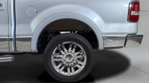 2008 Lincoln Mark LT